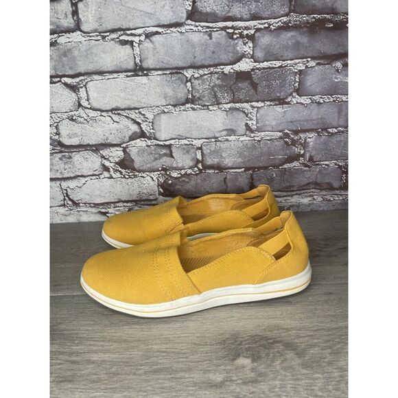 Clarks Cloud Steppers 27975 Yellow Canvas Breeze Shoes Women Sz 8.5M US/38.5EU - Picture 15 of 16
